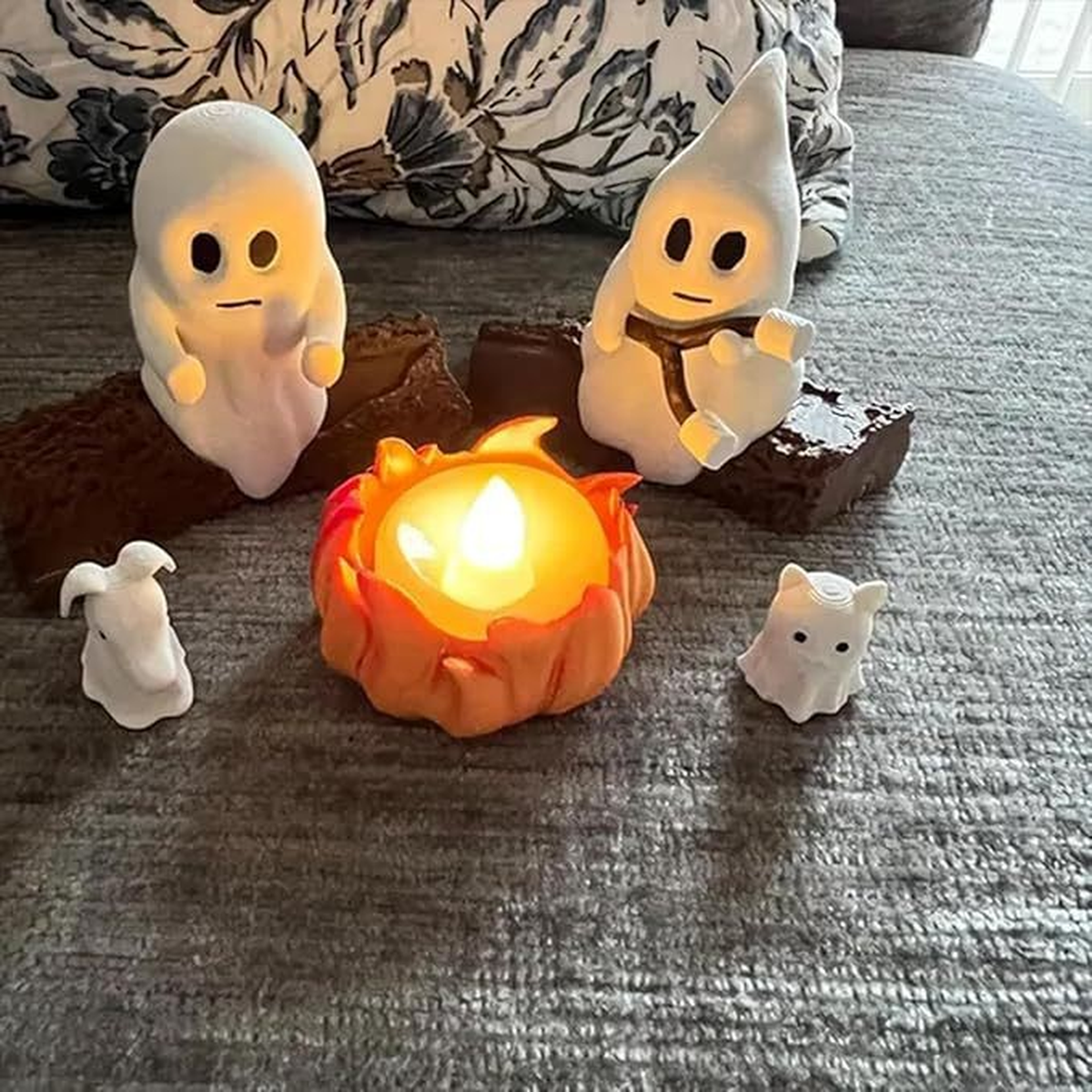 Light-Up Halloween Ghost Decor